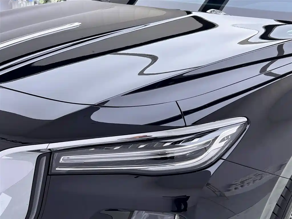 Hongqi H5 PHEV 2025 170 Super Hybrid Edition фото 12