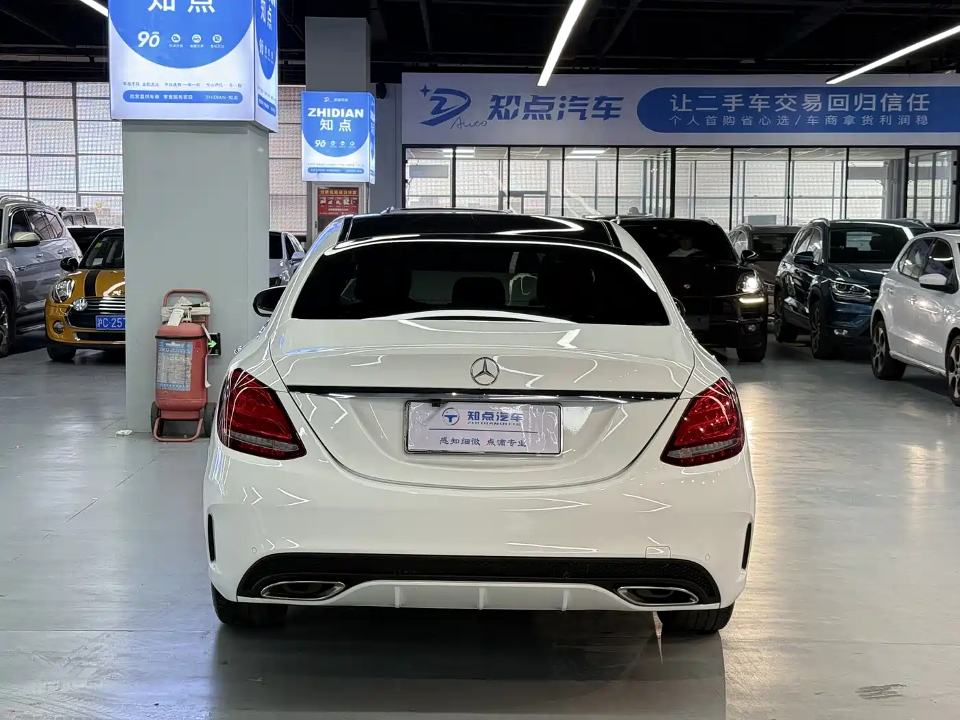 Mercedes-Benz C-Class 2015 Facelift C 180 L Sport фото 25