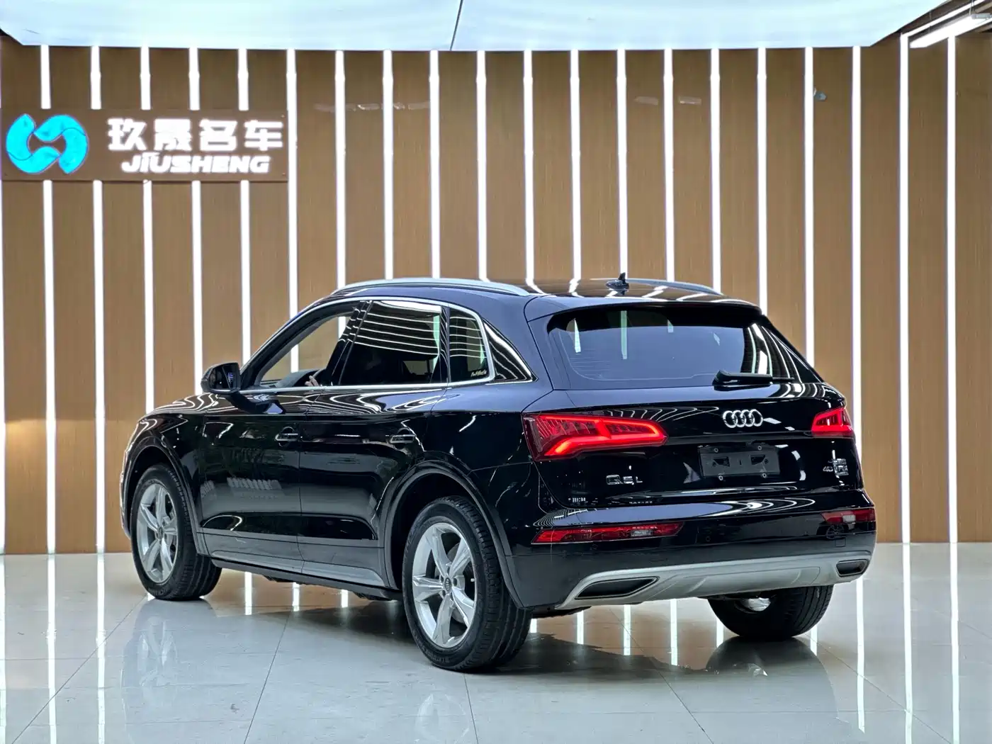 Audi Q5L 2018 40 TFSI Prestige Progressive (China V) фото 4