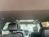 Фото 13 - Cadillac XT6