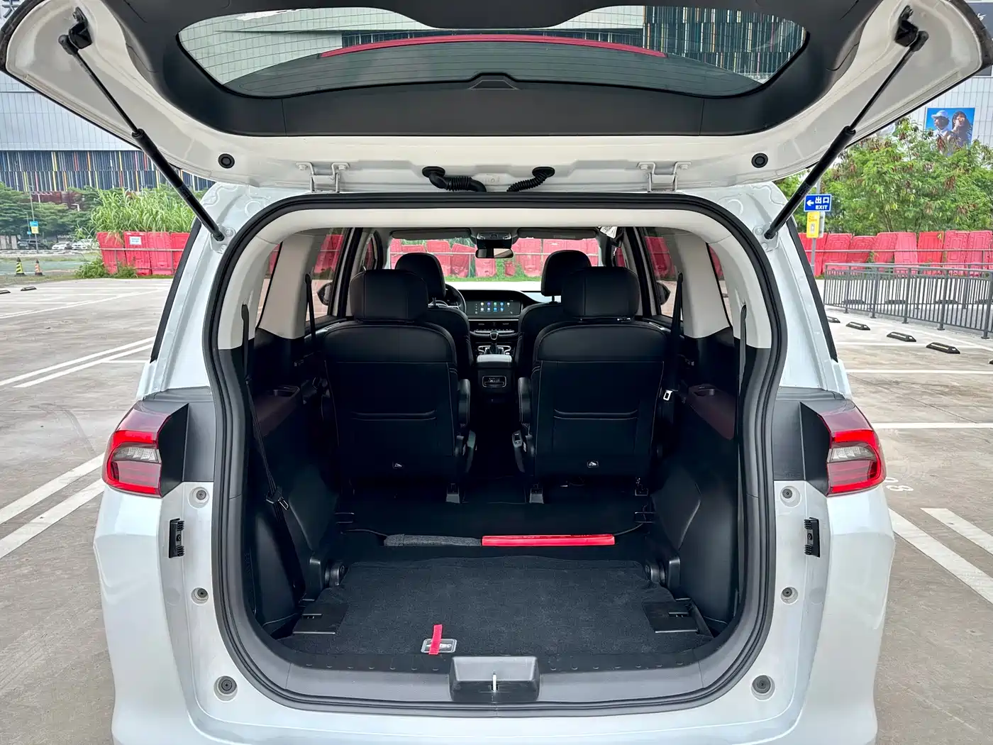 GAC Trumpchi Trumpchi M6 2023 PRO 270T DCT Luxury Edition фото 22