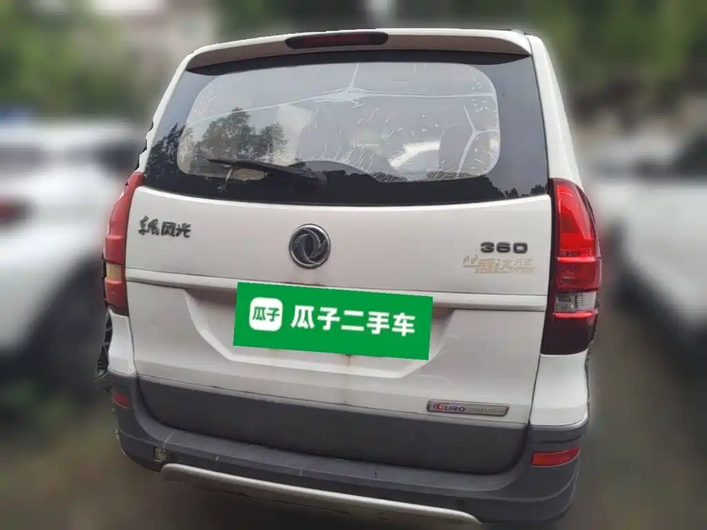 Dongfeng Fengguang Fengguang 360 2015 2015 1.5L Manual Comfort II 7-seater