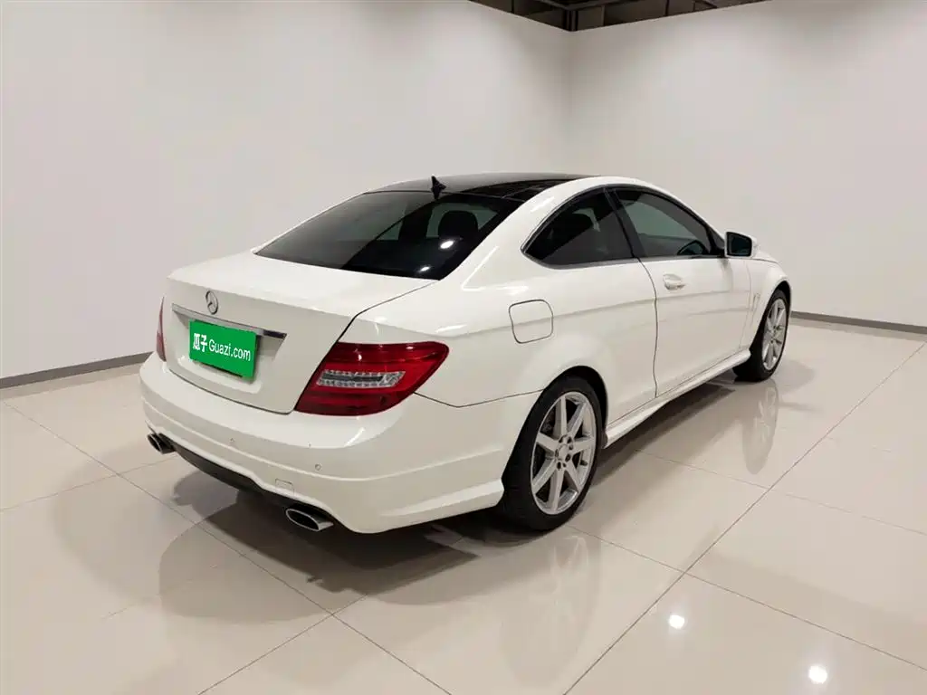 Mercedes-Benz C-Class (Import) 2013 C 180 Coupe фото 6