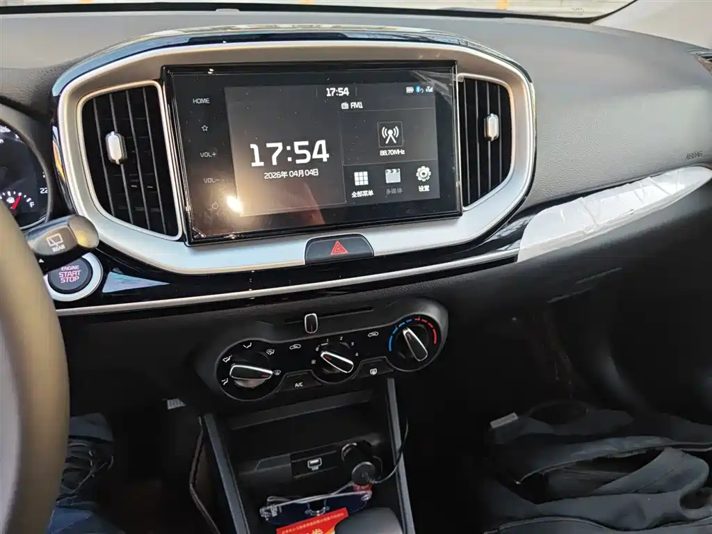 Kia KX1 2021 1.4L CVT Fun Edition фото 9