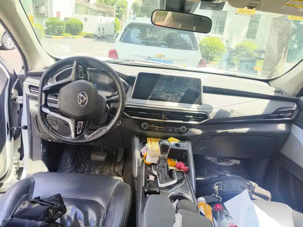 SAIC Maxus D90 2018 2017 2.0T Automatic 2WD Uranus