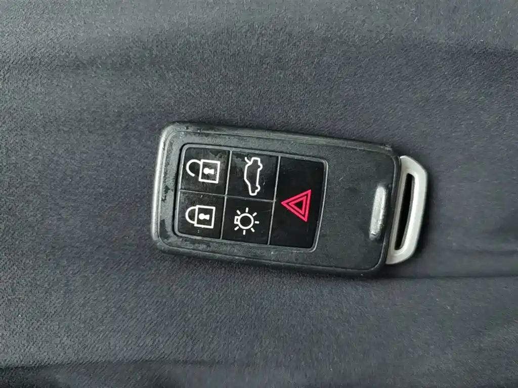Volvo V40 2019 2019 T3 Momentum