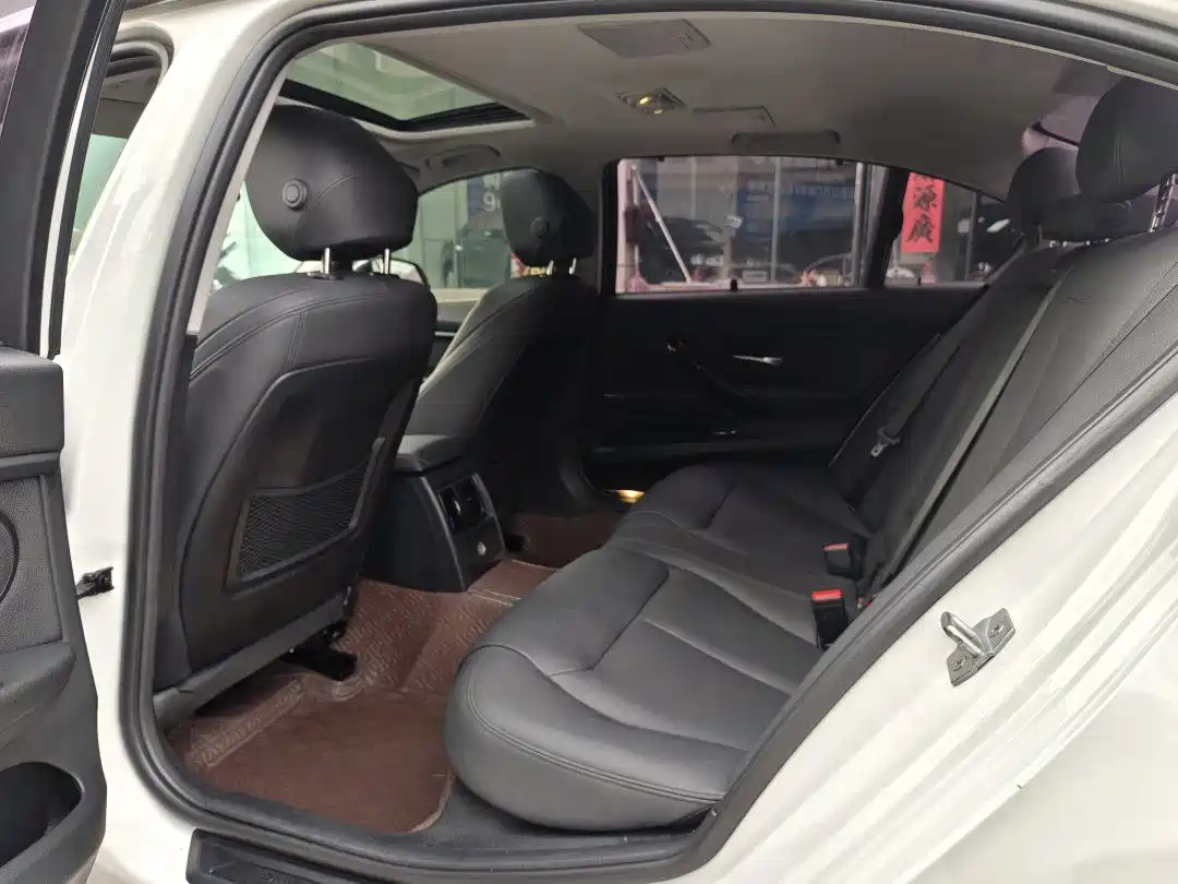 BMW 3 Series 2018 320Li Fashion Style фото 8