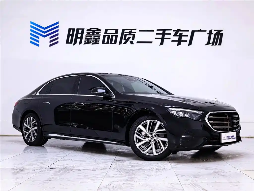 Mercedes-Benz E-Class 2024 E 300 L Fashion фото 5