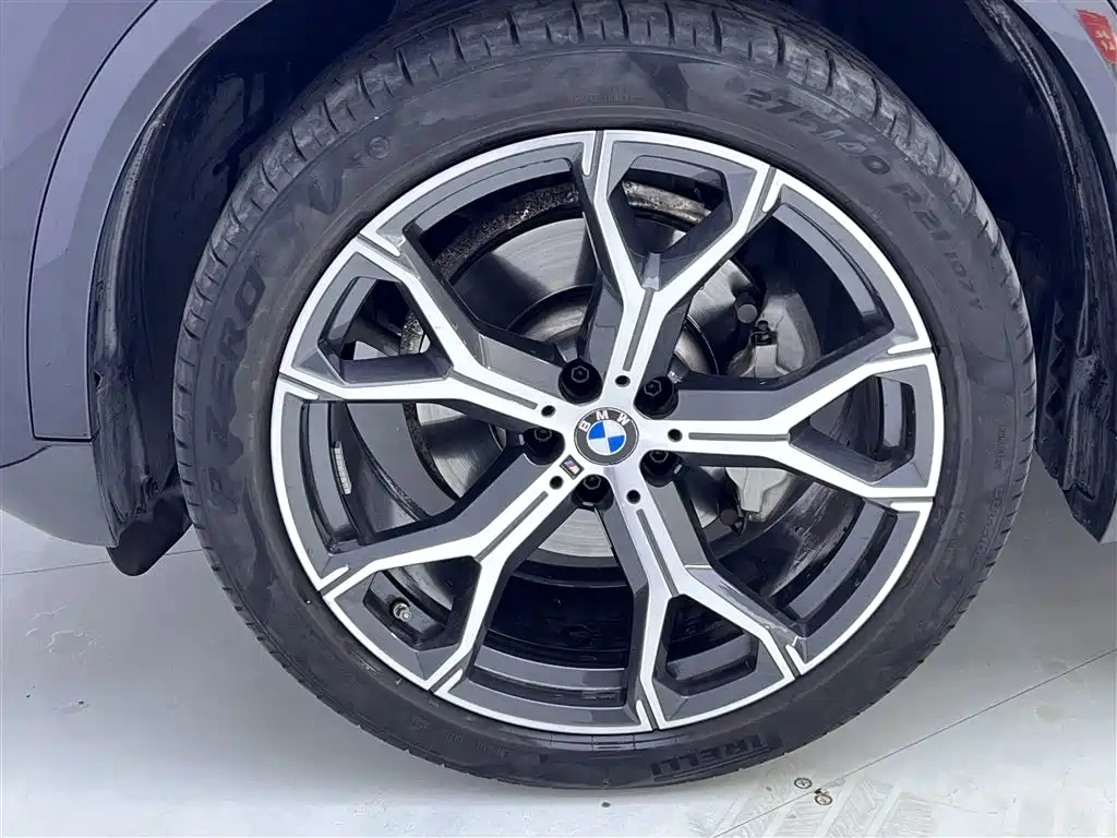 BMW X5 2023 xDrive 30Li Premium M Sport Package фото 11