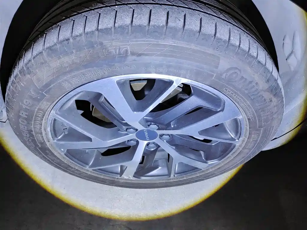 Lynk & Co 01 EM-P 2018 1.5T PHEV Jin Pro China V фото 8