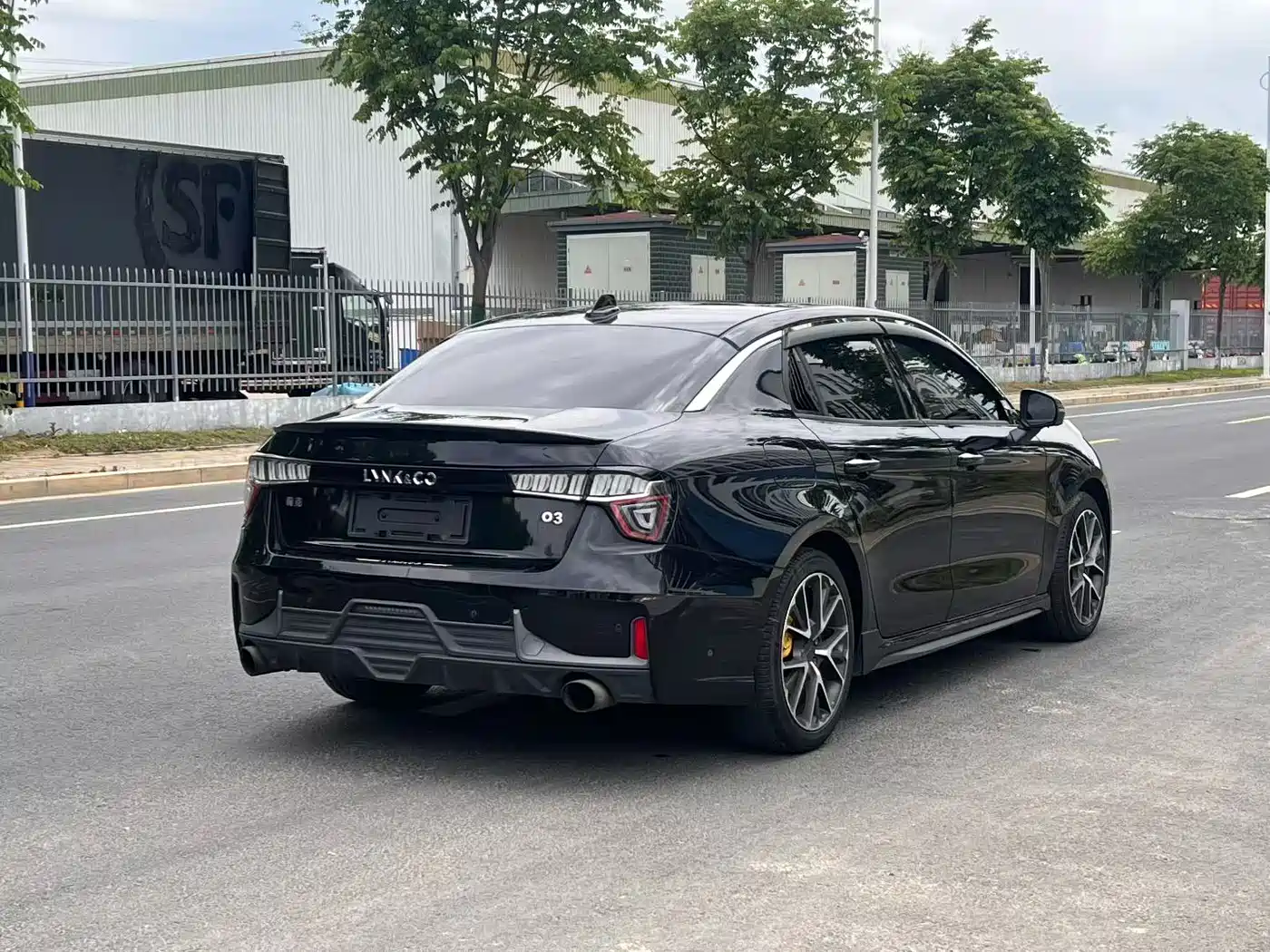Lynk & Co 03 2018 1.5TD DCT Power Pro Version China V фото 6