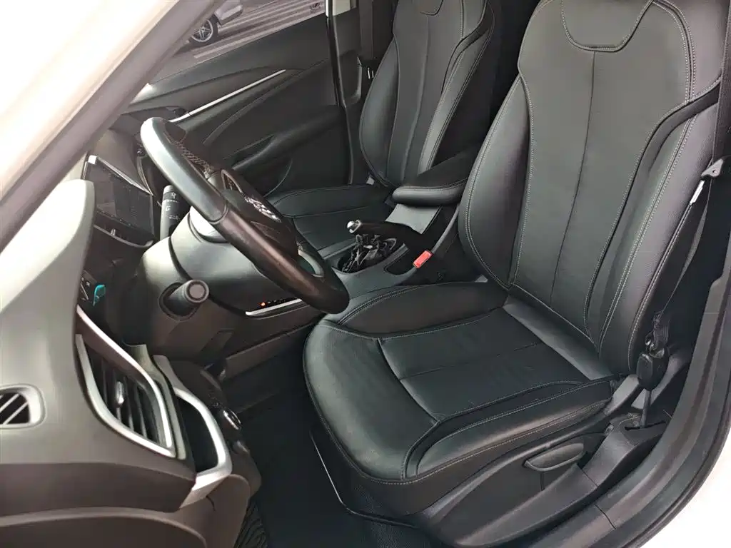 Buick Excelle 2018 18T Automatic Elite фото 15