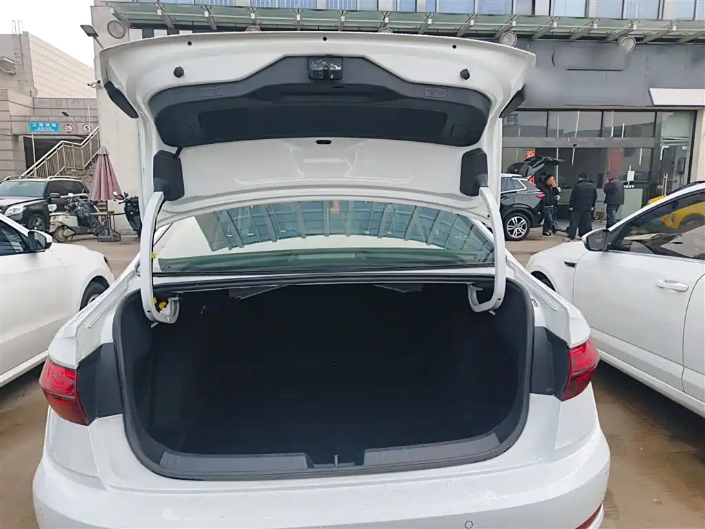 Volkswagen Sagitar 2020 280TSI DSG Comfort China VI фото 19