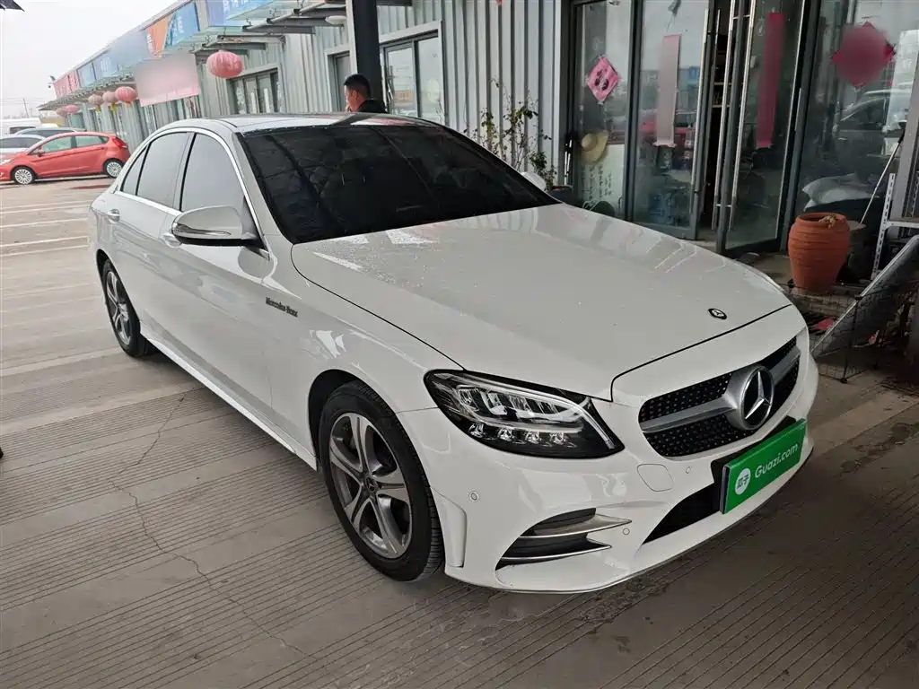 Mercedes-Benz C-Class 2020 Facelift C 260 L Sport фото 4