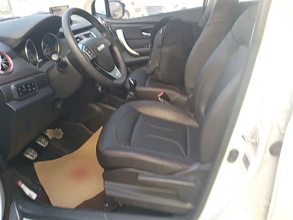 Haval H1 2016 Facelift Blue Label 1.5L Manual Luxury фото 15