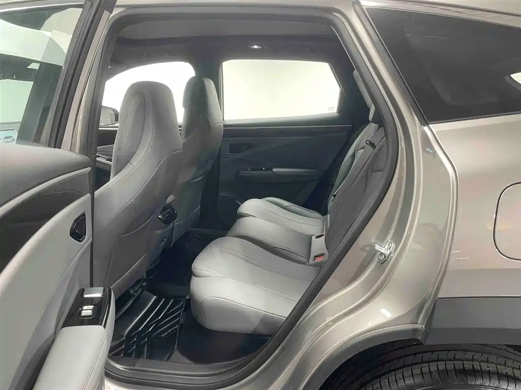 GEELY GALAXY GALAXY L7