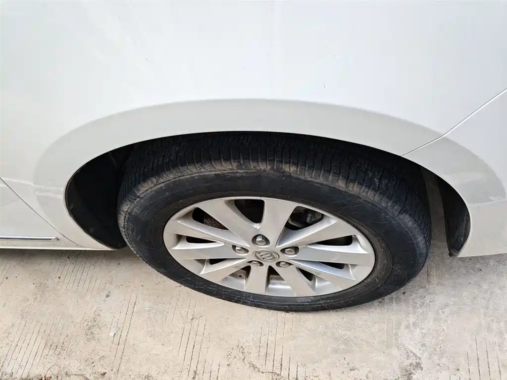 Buick GL8 2018 28T Luxury Model China VI фото 26