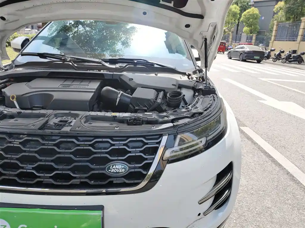 Land Rover Range Rover Evoque 2021 Range Rover Evoque L 249PS R-Dynamic HSE Luxury Edition фото 22