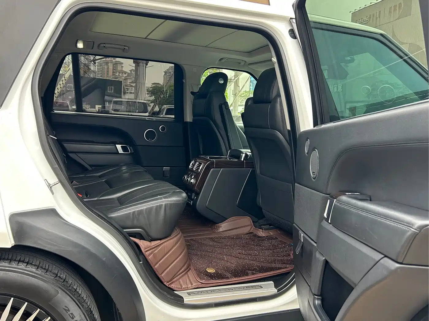 Land Rover Range Rover 2016 3.0 SC V6 Vogue LWB фото 18