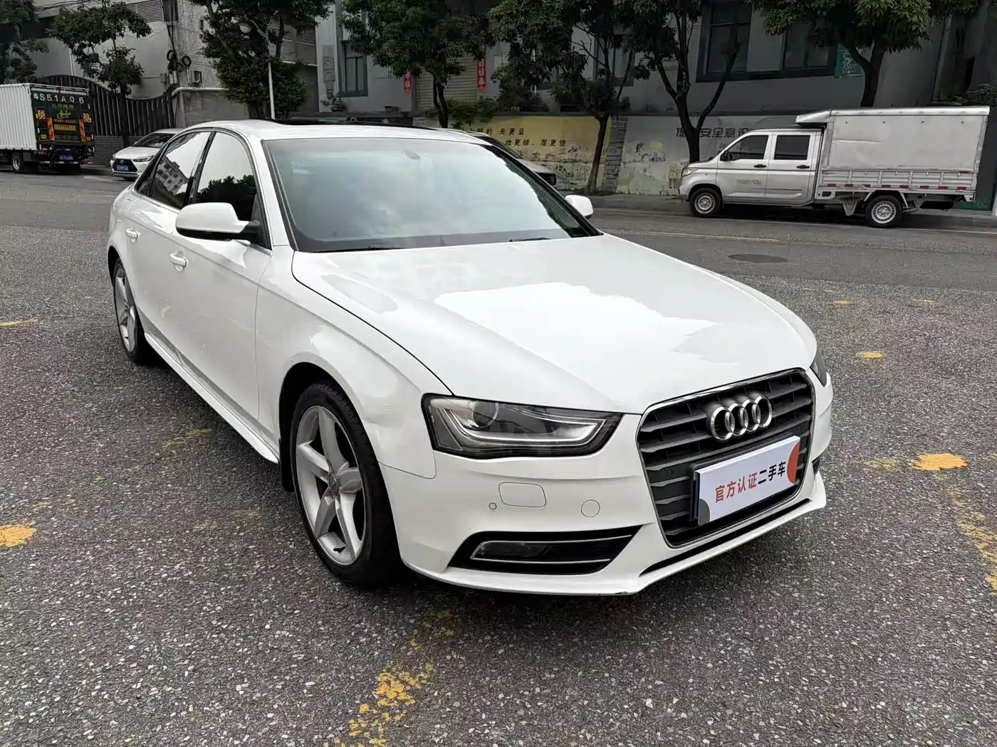 Audi A4L 2015 35 TFSI Auto Standard фото 3