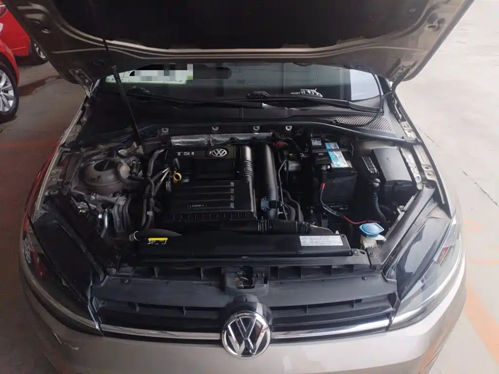 Volkswagen Golf 2018 230TSI Automatic Comfort фото 20