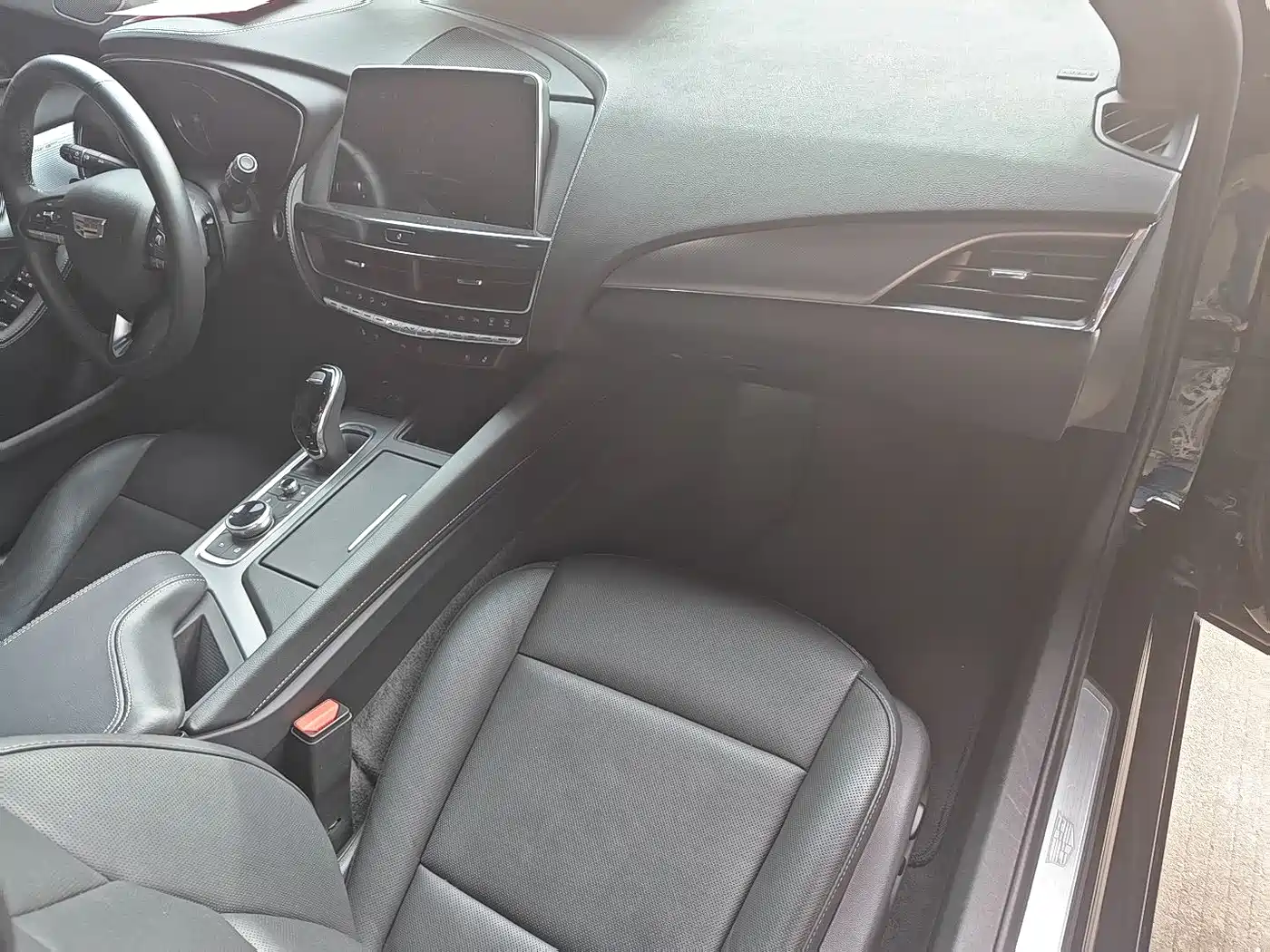 Cadillac CT5 2022 28T Luxury Edition фото 5