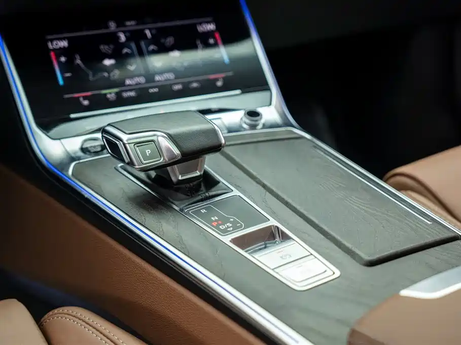 Audi A6L 2023 45 TFSI quattro Premium Elegance фото 14