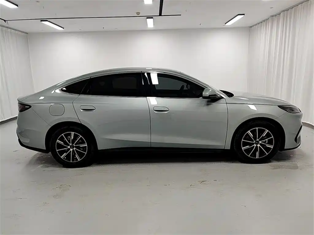 BYD SEAL 06 NEW ENERGY