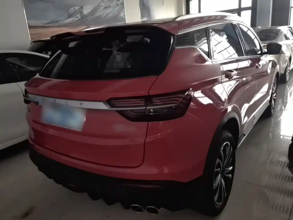 Фото 7 - Geely Coolray