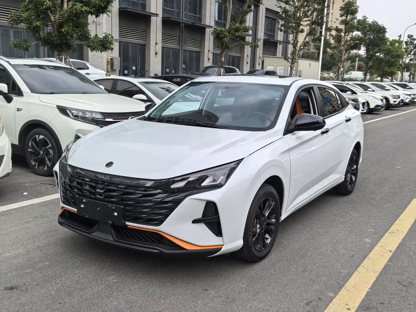 DONGFENG FENGSHEN YI HYUN 2023