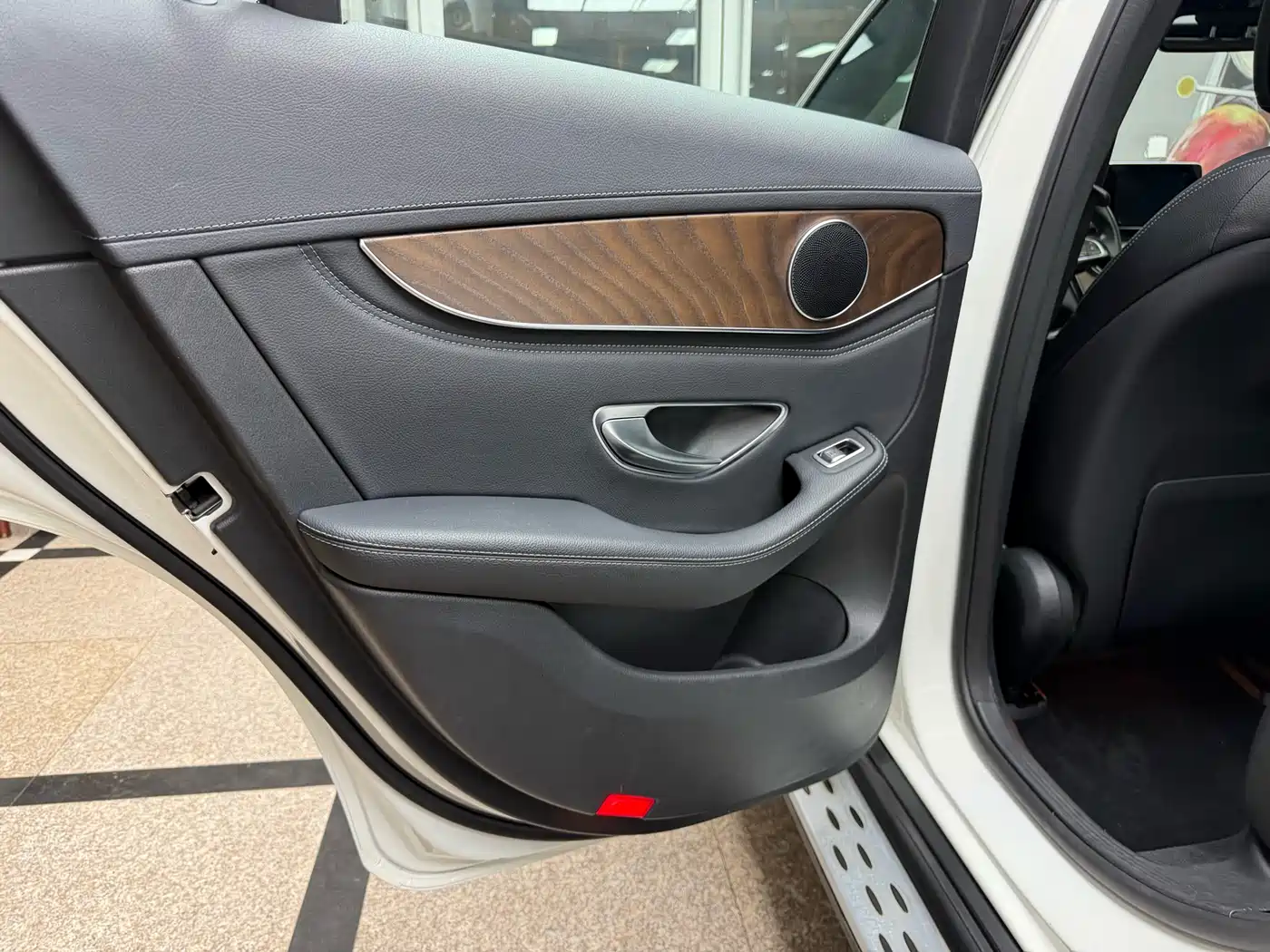 Mercedes-Benz GLC 2016 GLC 300 4MATIC Dynamic фото 19