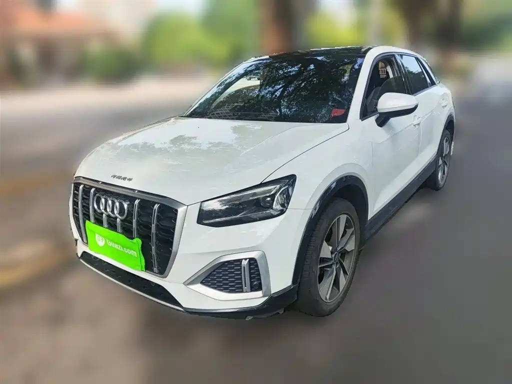 Audi Q2L 2022 35 TFSI Fashion Elegance