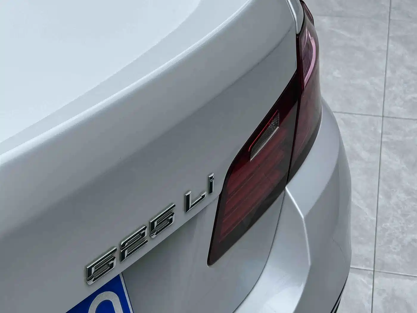 BMW 5 Series 2014 525Li Luxury Design Package фото 16
