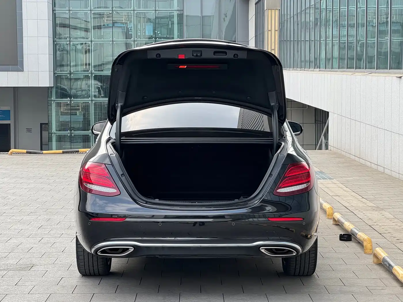 Mercedes-Benz E-Class 2020 Facelift E 260 L фото 10
