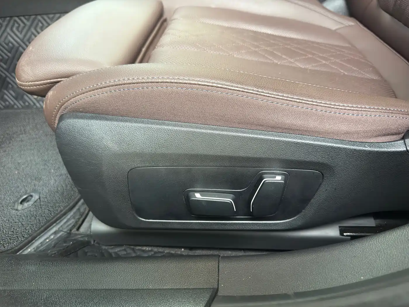 BMW i3 2024 eDrive 35 L фото 28