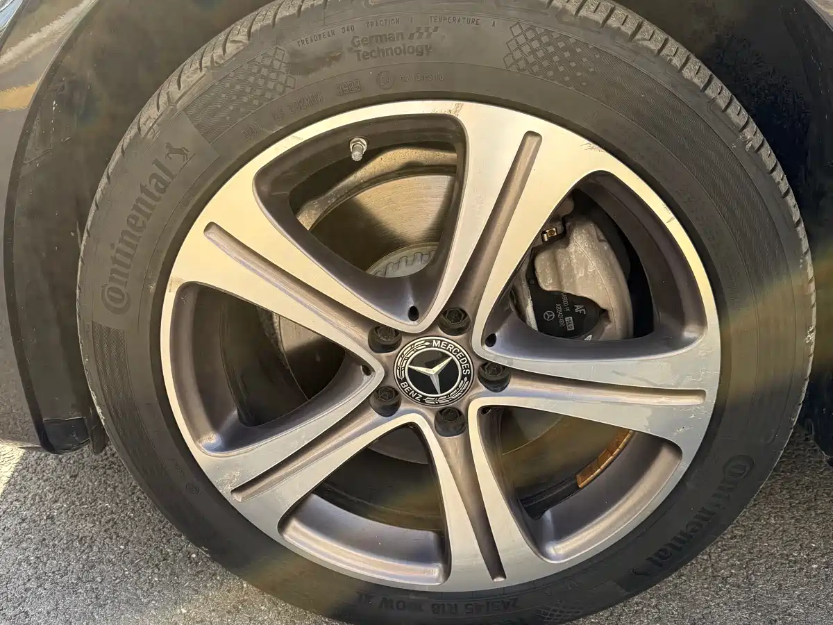Mercedes-Benz E-Class 2020 Model E 260 L Sport фото 4