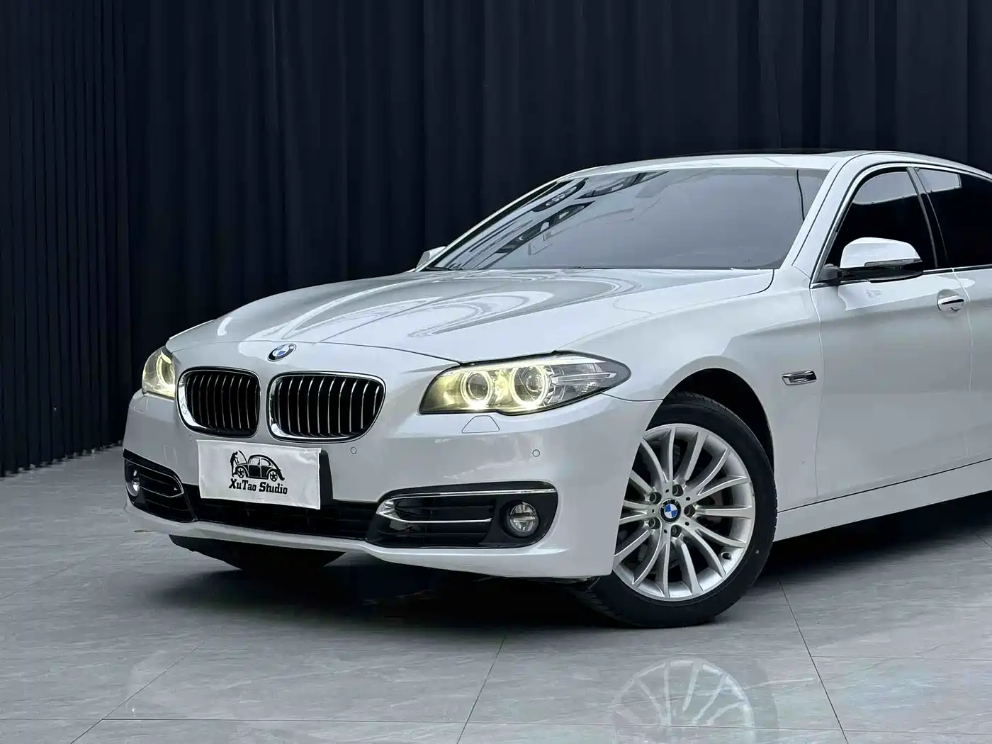 BMW 5 Series 2014 525Li Luxury Design Package фото 4