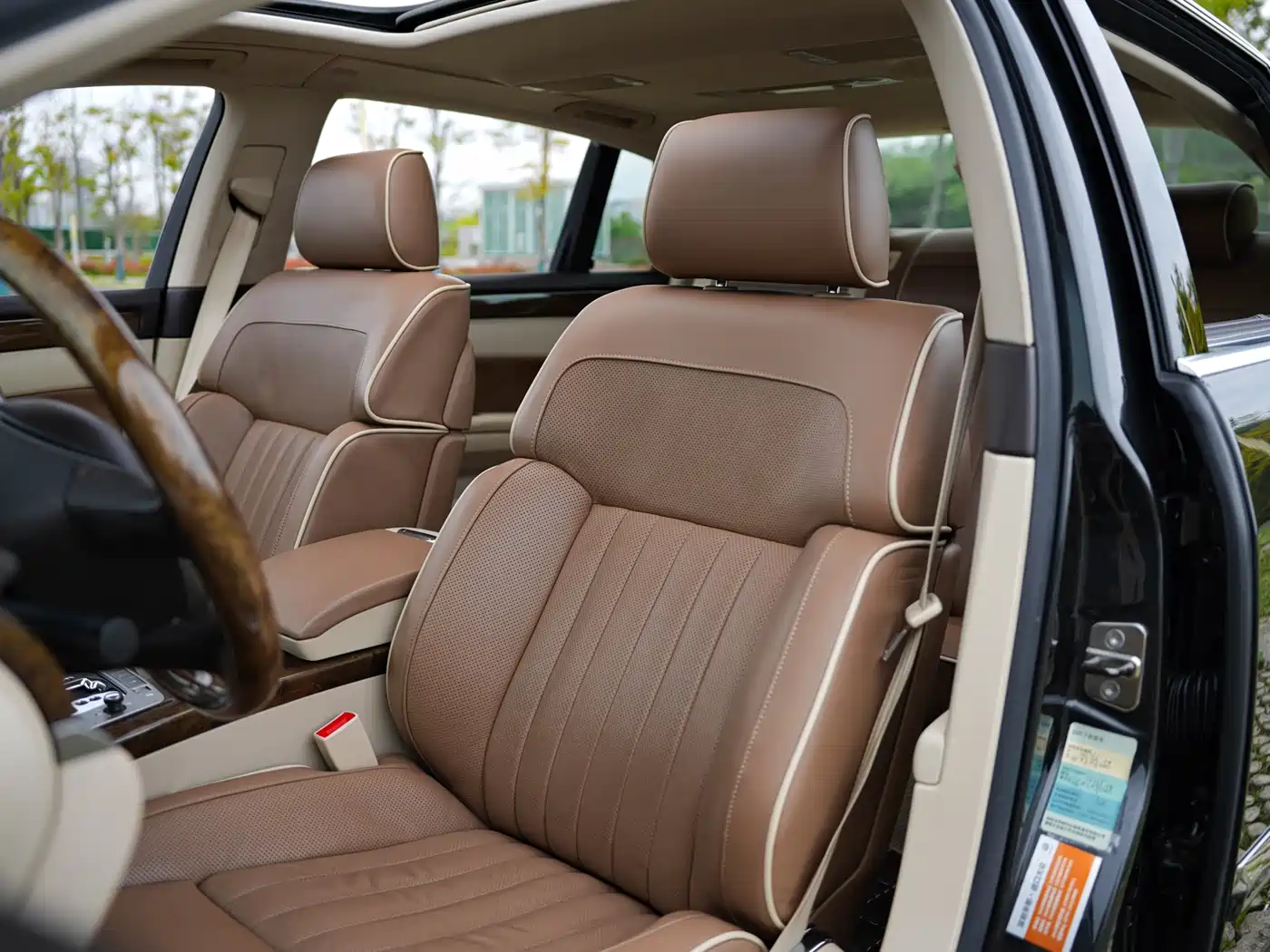 Volkswagen Phaeton 2012 3.0L Elite Custom фото 34