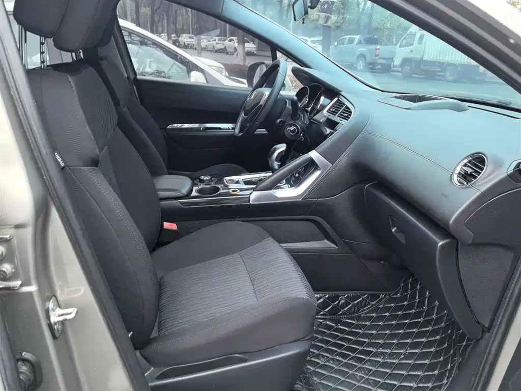Peugeot 3008 2015 1.6THP Automatic Classic Edition фото 20