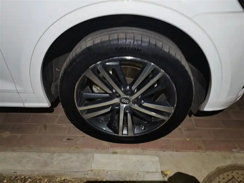 Audi Q5L 2018 45 TFSI Exclusive Sport (China V) фото 26