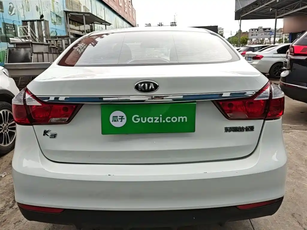 KIA K3