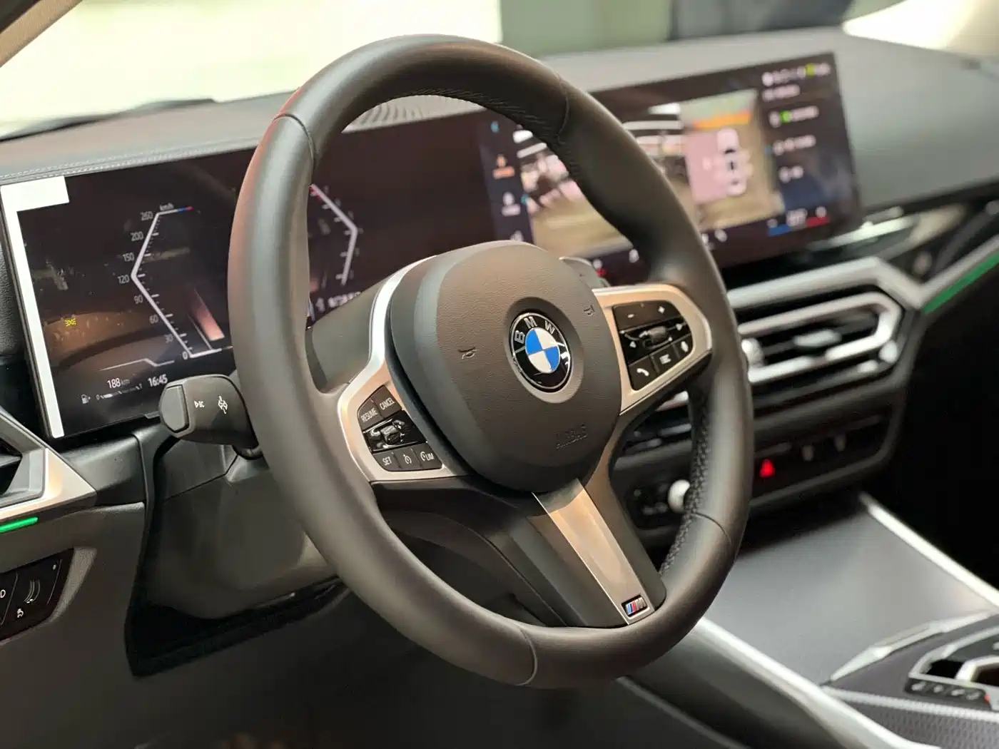 BMW 3 Series 2024 325Li M Sport Shadowline Package фото 7