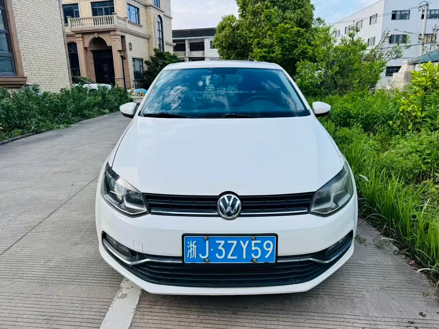 Volkswagen Polo 2016 1.6L Automatic Comfort фото 2