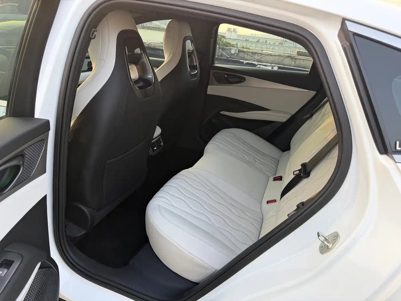 BYD Seal 06 New Energy 2024 DM-i 120KM Flagship фото 8