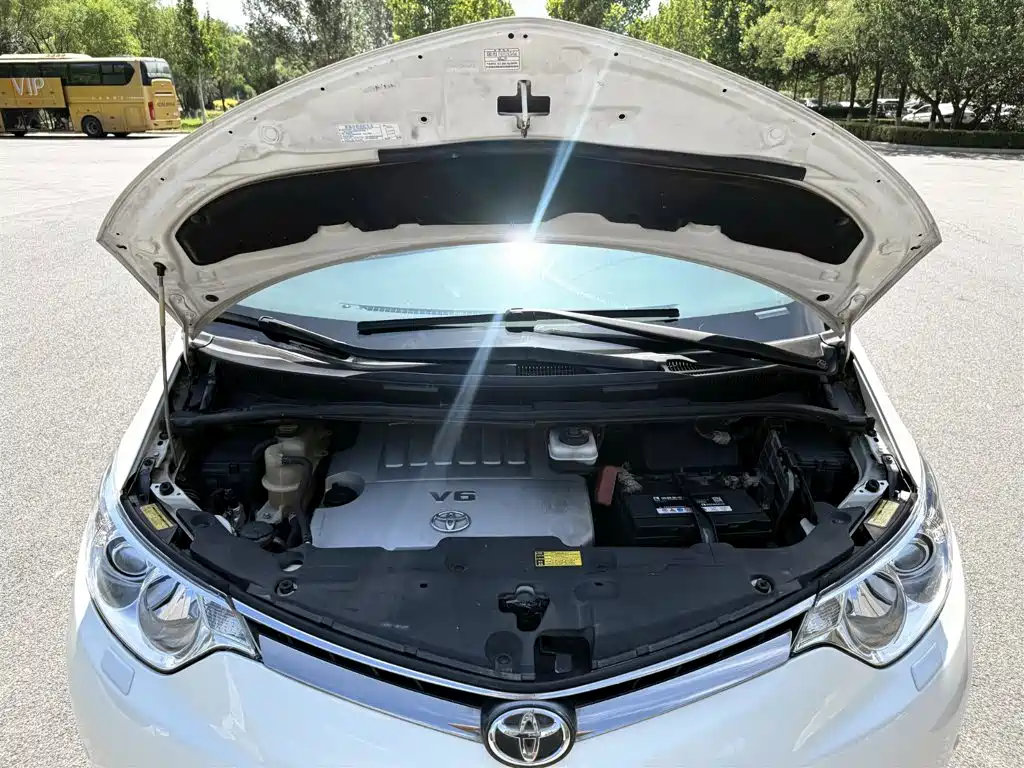 Toyota Previa 2011 2012 3.5L 7-Seater Luxury Model