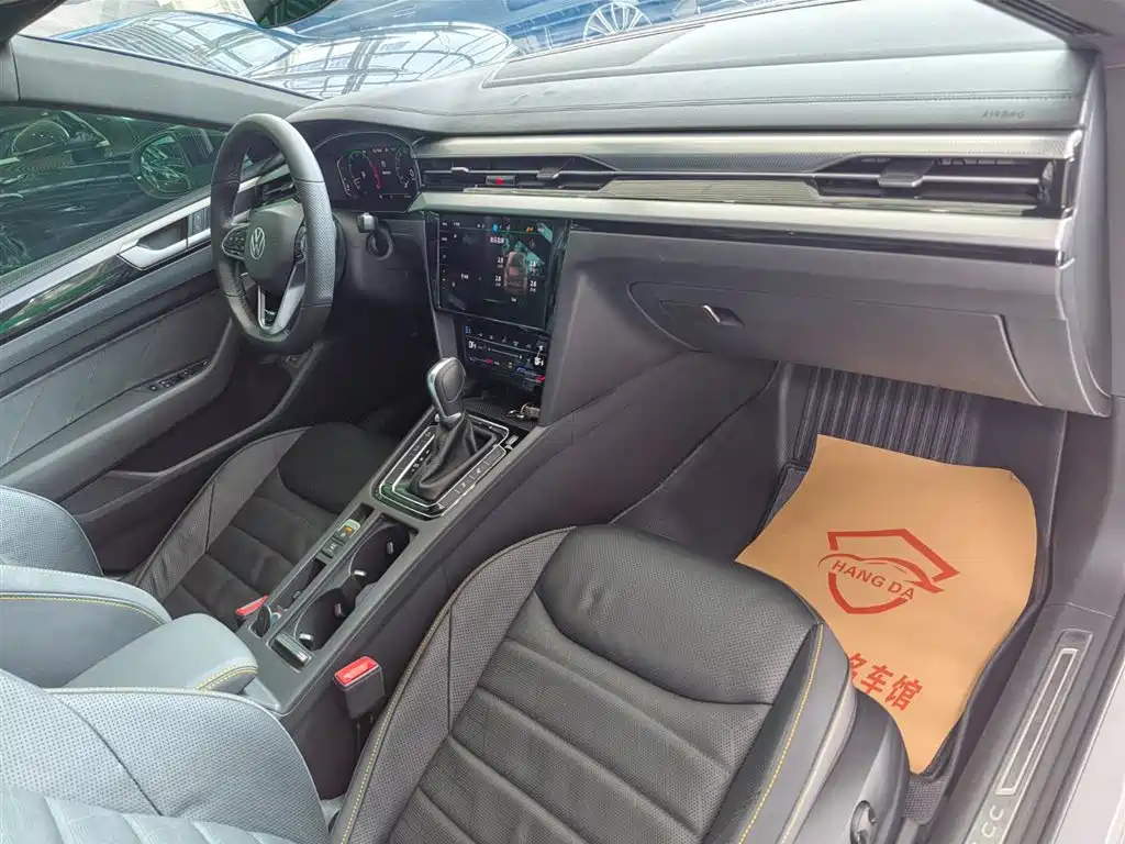Volkswagen FAW-Volkswagen CC 2024 380TSI Eye-catching Public Sharing Edition фото 13