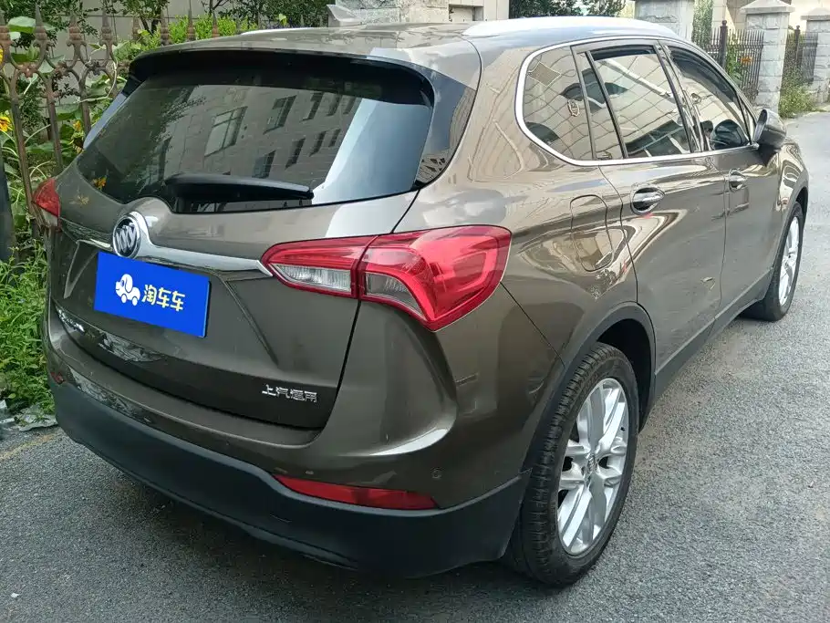 Photo 3 - Buick Envision Plus