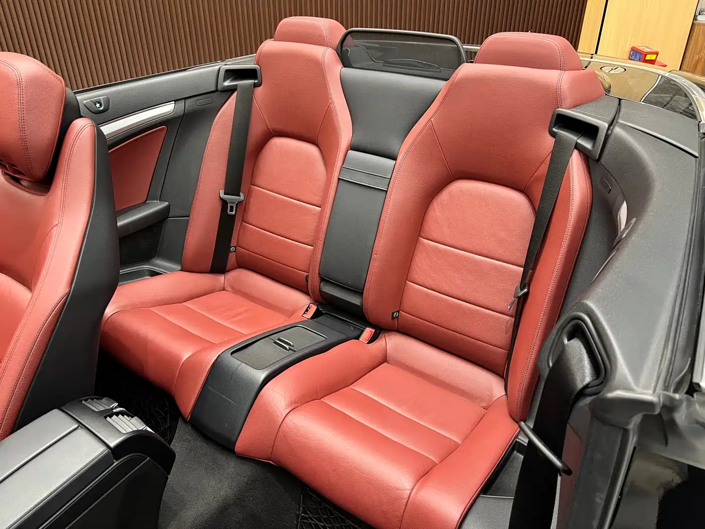 Mercedes-Benz E-Class (Import) 2012 E 260 CGI Convertible фото 29