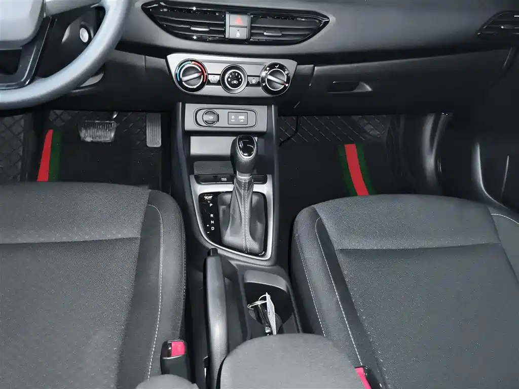 Hyundai Elantra 2018 1.6L Auto Joy GL (China V) фото 14