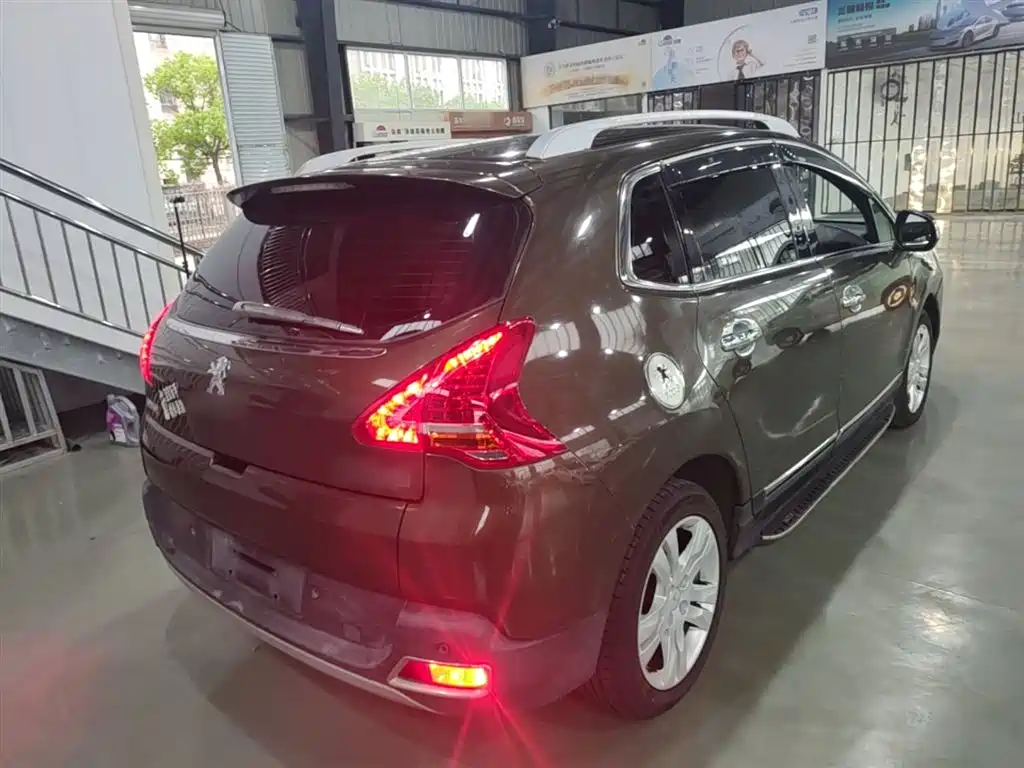 Peugeot 3008 2013 1.6THP Automatic Prestige Edition фото 7